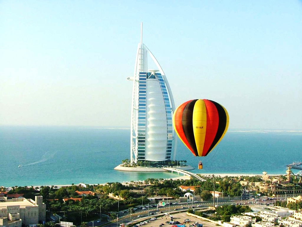 Hot-Air Balloon Ride over Dubai- 4 hours